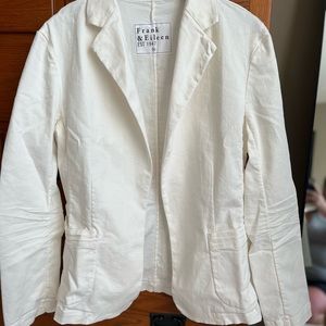 NWOT - Frank & Eileen Dublin denim jacket size XL.